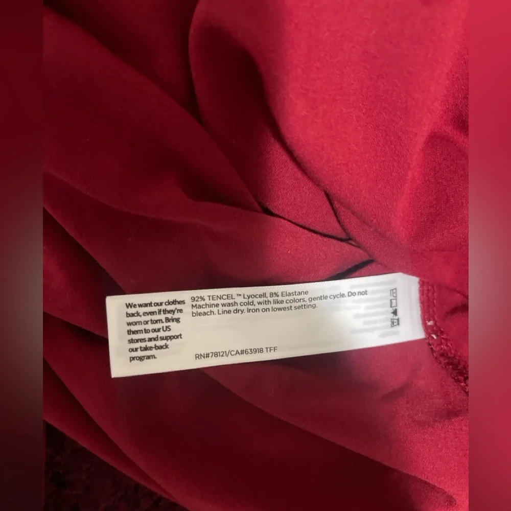 NWT $148 Eileen Fisher Deep Claret Tencel Lyocell Crew Neck Tunic Top Small - Picture 7 of 8